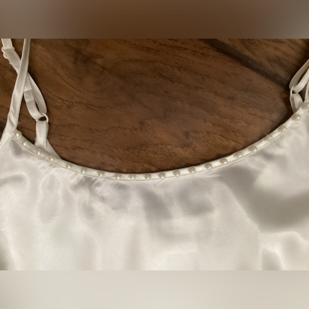 White Spaghetti Strap Camisole with Pearls Size 14 - Picture 3 of 6